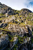 Le isole Lofoten Norvegia. A bordo dell'Hurtigruten Midnatsol tra Stokmarkens e Svolvaer attraverso il Trollfjord. 